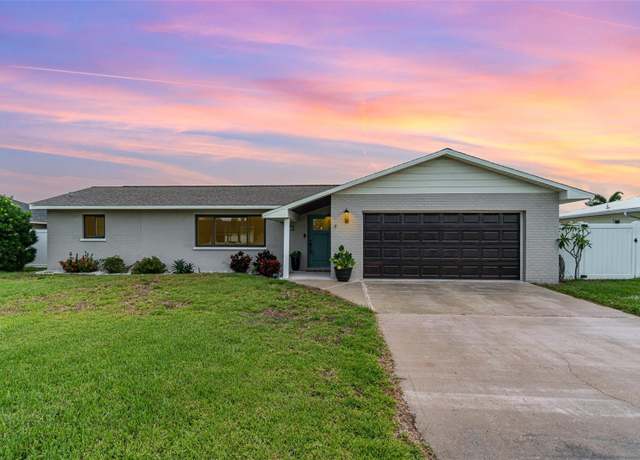 Property at 7612 22nd Ave W, Bradenton, FL 34209, 3 beds, 2 baths