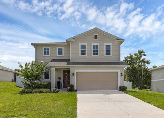 Property at 2532 Autumn Stream Dr, Leesburg, FL 34748, 3 beds, 2.5 baths