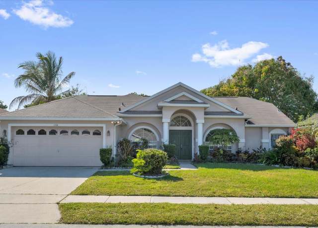 Property at 1108 Bridgeway Blvd, Orlando, FL 32828, 4 beds, 2 baths