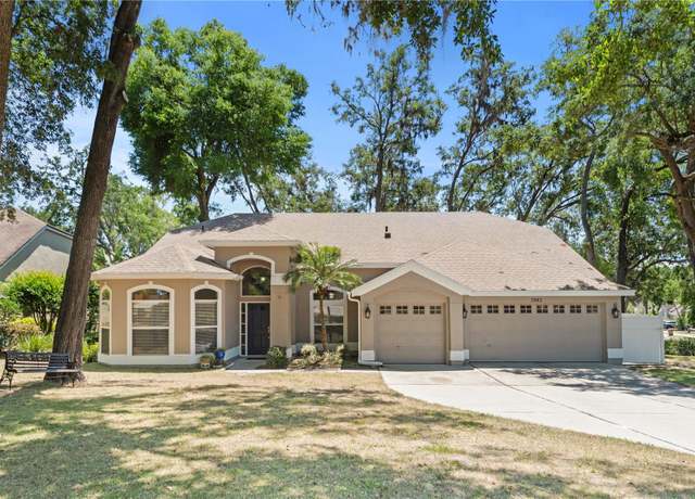 Property at 2082 Nexus Ct, Apopka, FL 32712, 4 beds, 2 baths