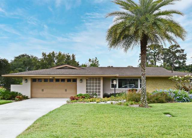 Property at 2900 Cullen Lake Shore Dr, Belle Isle, FL 32812, 3 beds, 2.5 baths