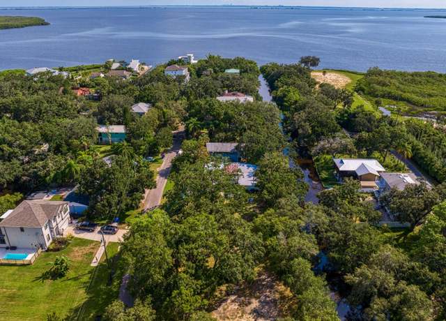 Property at 7434 Seagull Way, Tampa, FL 33635