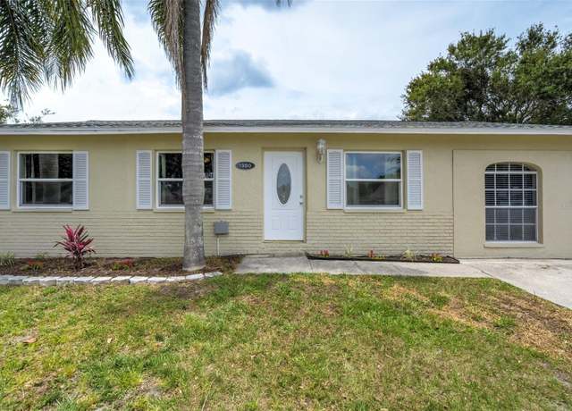Property at 1980 Taylor Lake Cir, Largo, FL 33778, 3 beds, 2 baths