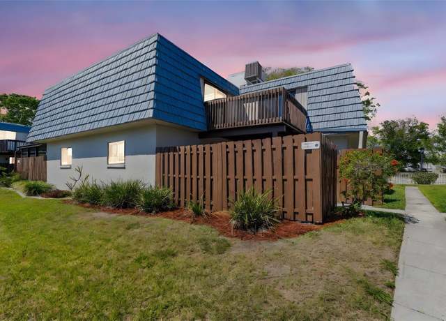 Property at 14519 Catalina Cir, Seminole, FL 33776, 2 beds, 2 baths