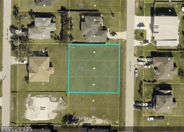 Property at 1404 NE 2nd Pl, Cape Coral, FL 33909