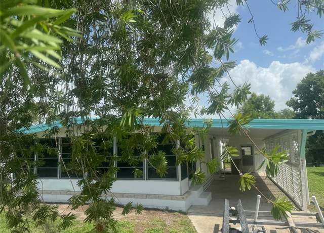 Property at 4211 Windy Way, Fruitland Park, FL 34731, 2 beds, 2 baths