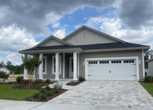 Property at 829 SW 145th Dr, Newberry, FL 32669, 3 beds, 2 baths