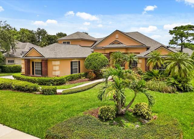 Property at 213 Heatherwood Ct, Winter Springs, FL 32708, 4 beds, 4 baths
