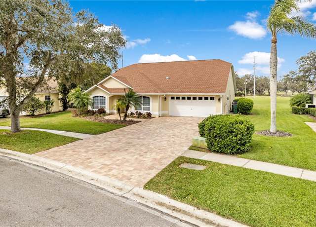 Property at 6741 Northlake Dr, Zephyrhills, FL 33542, 3 beds, 2 baths