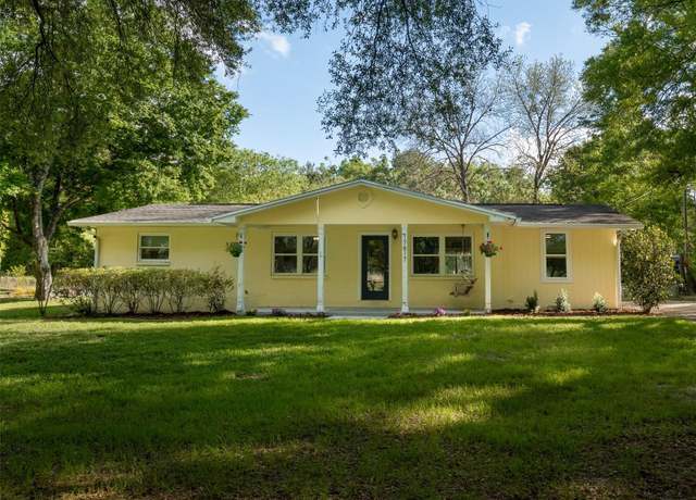 Property at 17817 NW 62nd Ave, Alachua, FL 32615, 4 beds, 2 baths