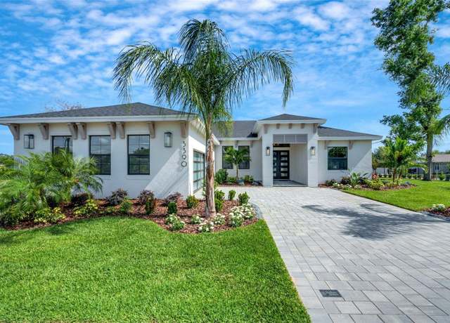 Property at 5390 Clubhouse Hills Ln, Lakeland, FL 33812, 4 beds, 3 baths