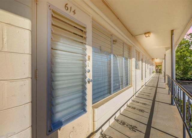 Property at 4152 56th Way N #614, Kenneth City, FL 33709, 2 beds, 1 bath