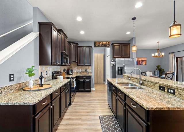 Property at 1726 Hadden Hall Pl, Trinity, FL 34655, 3 beds, 2.5 baths