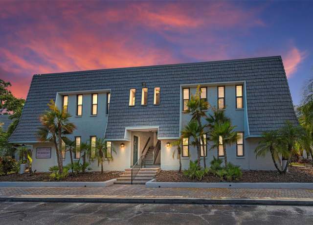 Property at 704 Lyndhurst St #624, Dunedin, FL 34698, 2 beds, 2 baths