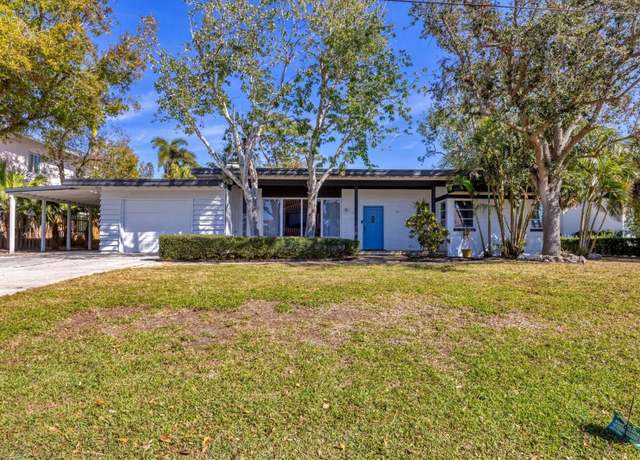 Property at 1509 Flower Dr, Sarasota, FL 34239, 3 beds, 3 baths