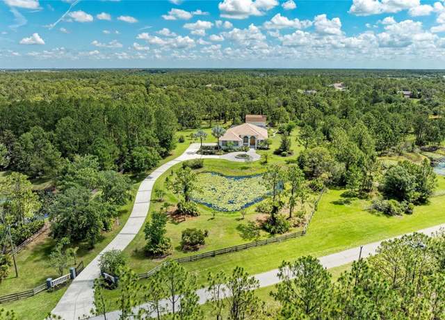 Property at 20207 71st Ave E, Bradenton, FL 34211, 5 beds, 4.5 baths