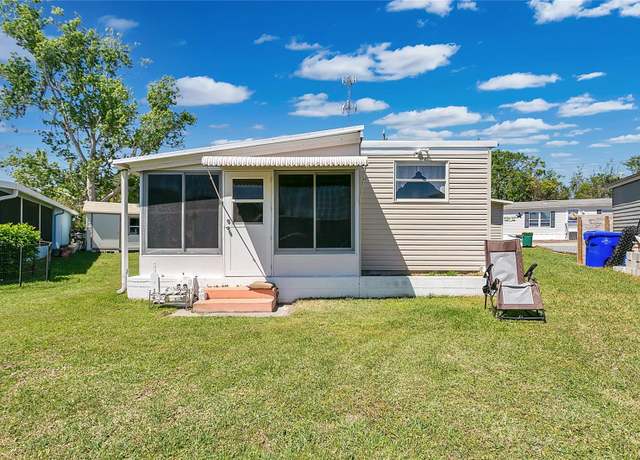 Property at 1405 Westland Dr, Tavares, FL 32778, 2 beds, 1 bath