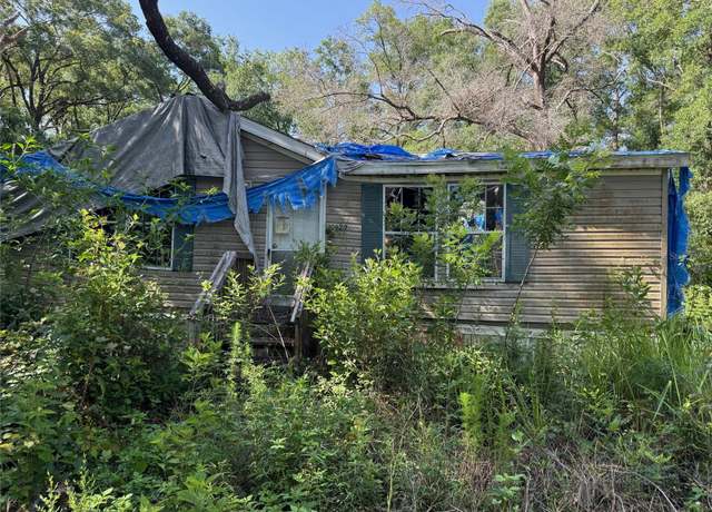 Property at 10620 SW 152nd Pl, Dunnellon, FL 34432, 3 beds, 2 baths