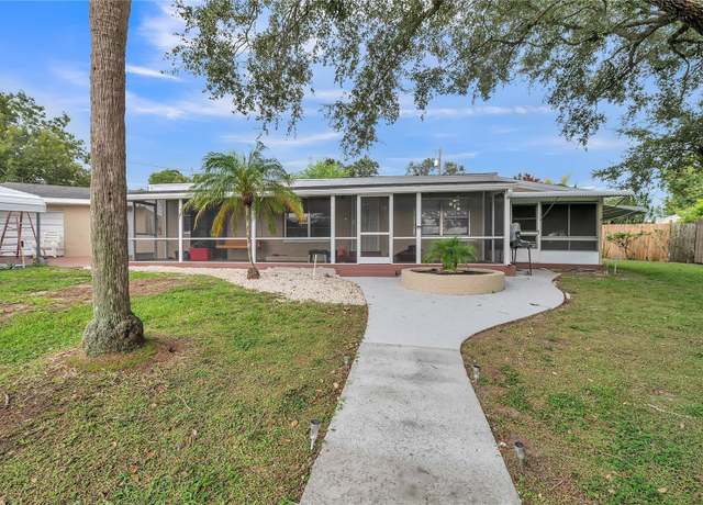 Property at 67 Lake Henry Dr, Lake Placid, FL 33852, 3 beds, 3 baths