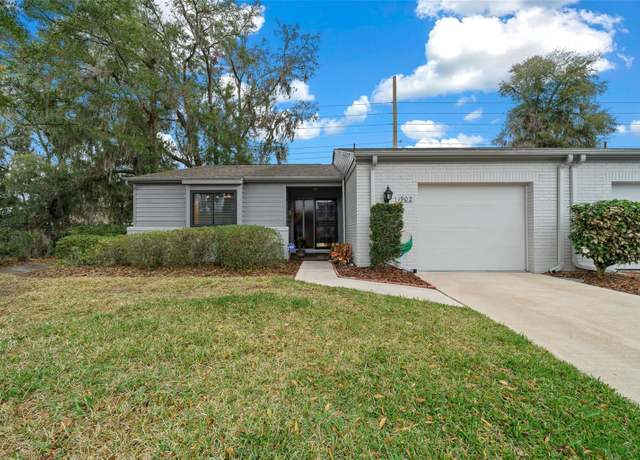 Property at 1902 SE 37th Court Cir, Ocala, FL 34471, 2 beds, 2 baths