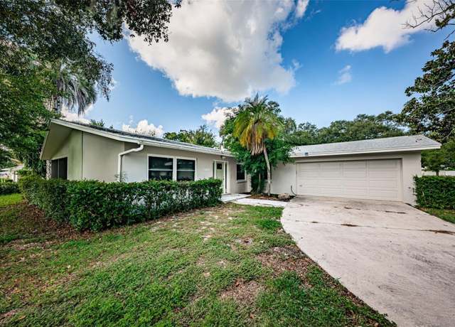 Property at 1001 Chinaberry Rd, Clearwater, FL 33764, 3 beds, 2 baths