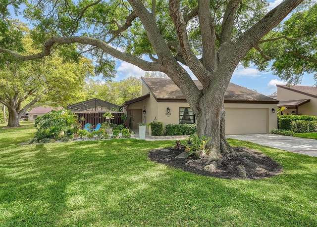 Property at 3842 Glen Oaks Manor Dr, Sarasota, FL 34232, 2 beds, 2 baths