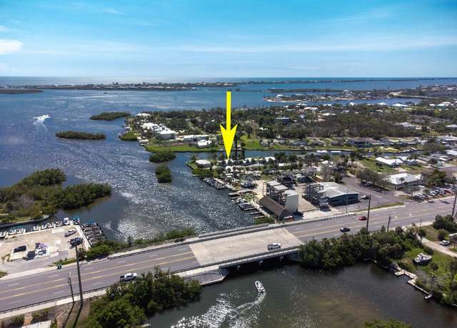 Property at 1790 Manor Rd, Englewood, FL 34223, 13 beds, 8 baths