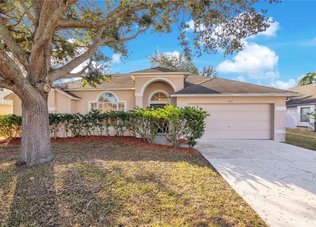 Property at 2744 Cullens Ct, Ocoee, FL 34761, 4 beds, 2 baths
