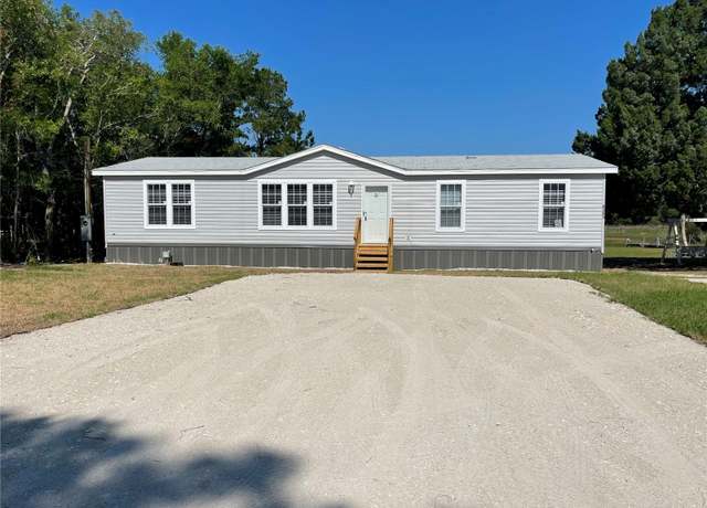 Property at 8353 Normandy Dr, Weeki Wachee, FL 34613, 3 beds, 2 baths