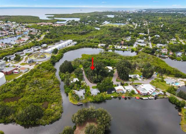 Property at 4827 Treasure Dr, New Port Richey, FL 34652