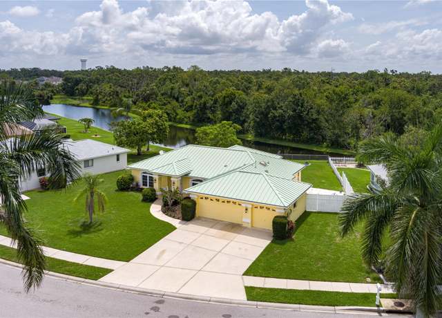 Property at 6114 68th Dr E, Palmetto, FL 34221, 3 beds, 2 baths