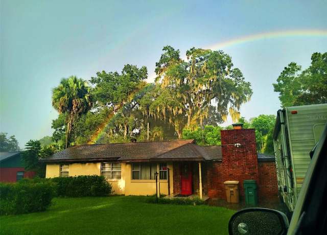 Property at 225 SE 30th Ave, Ocala, FL 34471, 3 beds, 1 bath