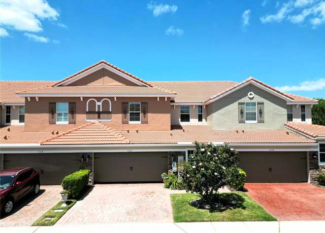 Property at 5510 Siracusa Ln, Sanford, FL 32771, 3 beds, 2.5 baths