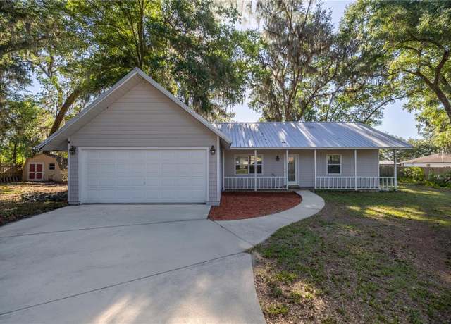 Property at 9 Juniper Pass Trl, Ocala, FL 34480, 3 beds, 2 baths
