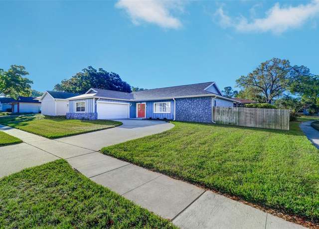 Property at 2200 Citrus Valley Cir, Palm Harbor, FL 34683, 3 beds, 2 baths