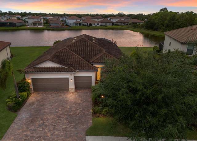 Property at 3512 Scrub Creek Run, Lakewood Ranch, FL 34211, 4 beds, 3 baths