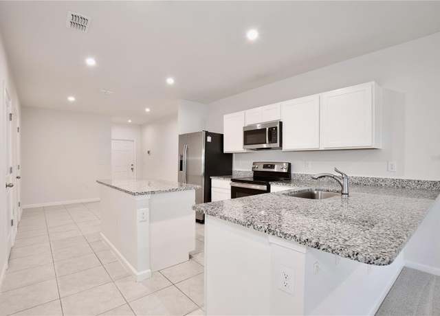 Property at 421 Sedgewick Dr, Davenport, FL 33837, 3 beds, 2.5 baths