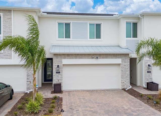 Property at 171 Bogey Dr, Davenport, FL 33896, 3 beds, 2.5 baths