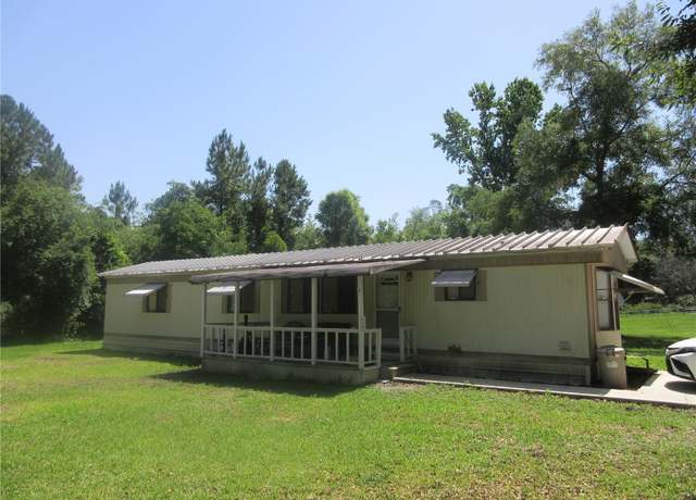 Property at 3033 NE 145th Avenue Rd, Silver Springs, FL 34488, 2 beds, 2 baths