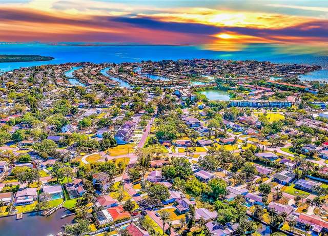 Property at 1620 Massachusetts Ave NE, St Petersburg, FL 33703