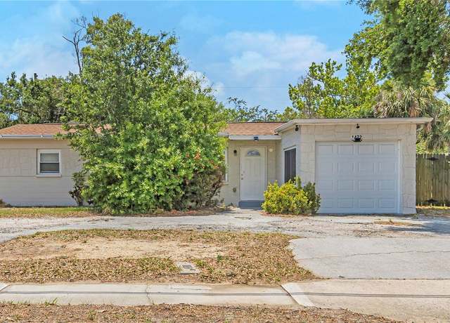 Property at 1472 Belcher Rd S, Largo, FL 33771, 4 beds, 3 baths