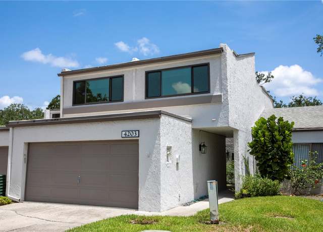 Property at 4203 Fairway Run Unit NA, Tampa, FL 33618, 3 beds, 2.5 baths