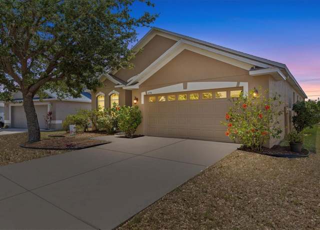 Property at 8704 Sandy Plains Dr, Riverview, FL 33578, 4 beds, 2 baths
