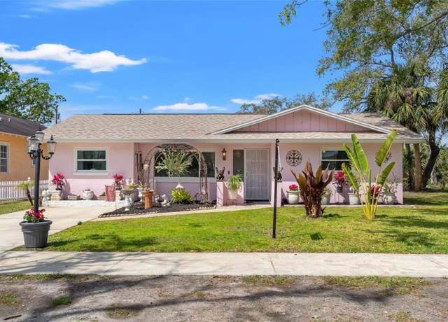 Property at 408 Pineapple St, Tarpon Springs, FL 34689, 3 beds, 2 baths