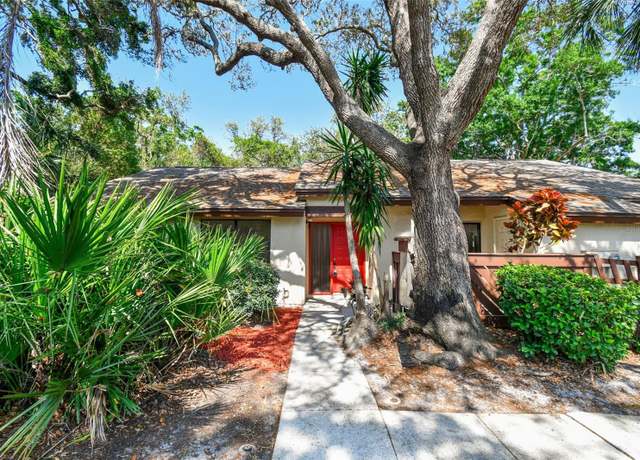 Property at 2953 Yucca Ct, Palm Harbor, FL 34684, 3 beds, 2 baths