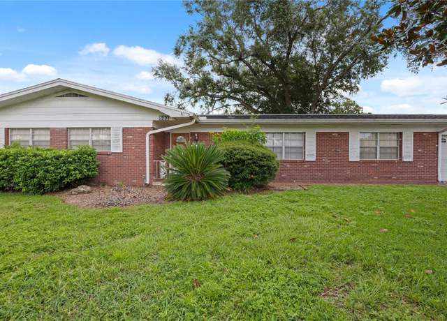 Property at 603 Jacqueline Dr, Valrico, FL 33594, 4 beds, 2 baths