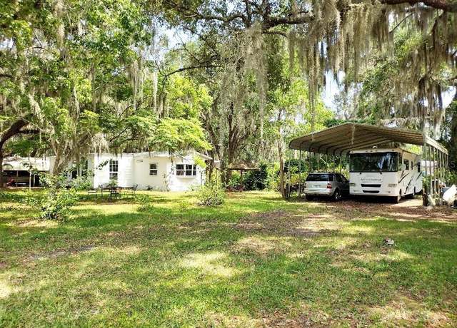Property at 105 Major Ln, Crescent City, FL 32112, 2 beds, 2 baths