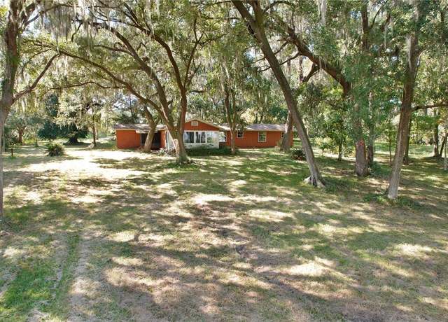 Property at 9817 NE County Road 1469, Earleton, FL 32631, 2 beds, 2 baths
