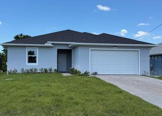 Property at 198 Arch Dr, Rotonda West, FL 33947, 4 beds, 2 baths