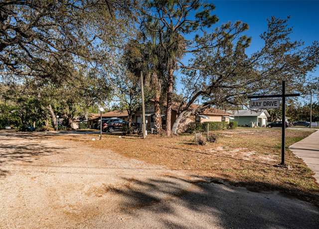 Property at 630 July Dr #7, Tarpon Springs, FL 34689